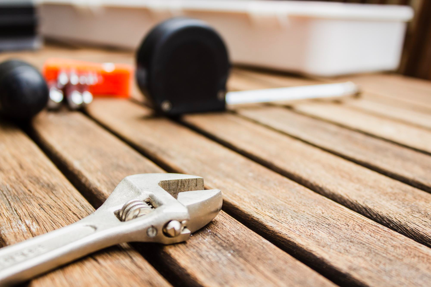 Subtelne tło z narzędziami